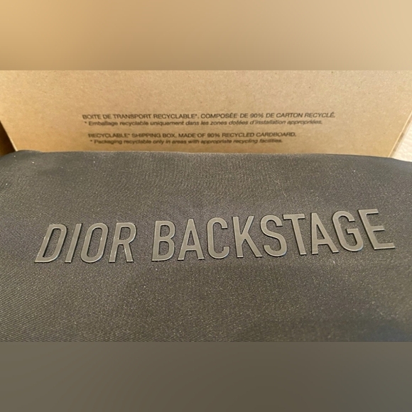 Dior Backstage VIP Luxury Makeup Brush Set Four 4-piece Case & Gift Box - Picture 3 of 13